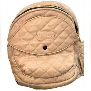 Tushbaby carrier vegan leather sand. Never ever used.